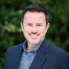 Brad Goldfinger, Agent in  - Compass