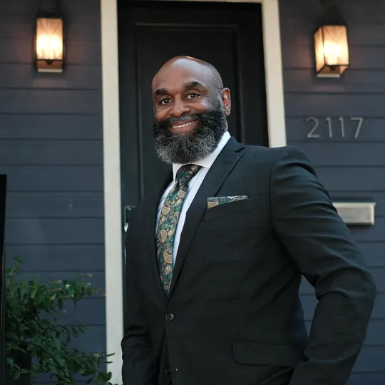 Terrence Doby, Agent in  - Compass