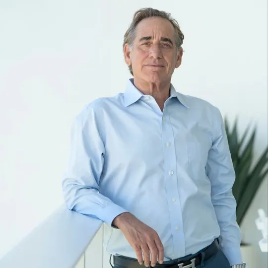 Scott Bennett, Agent in  - Compass