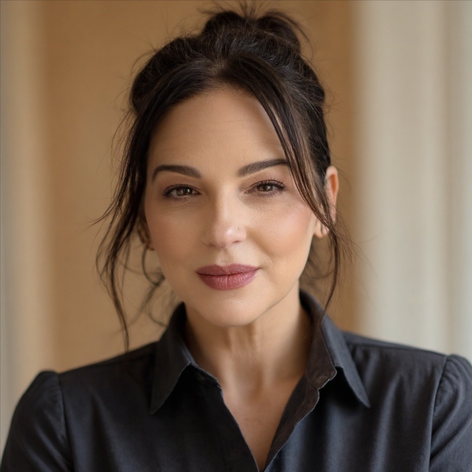 Headshot of Casey Fava