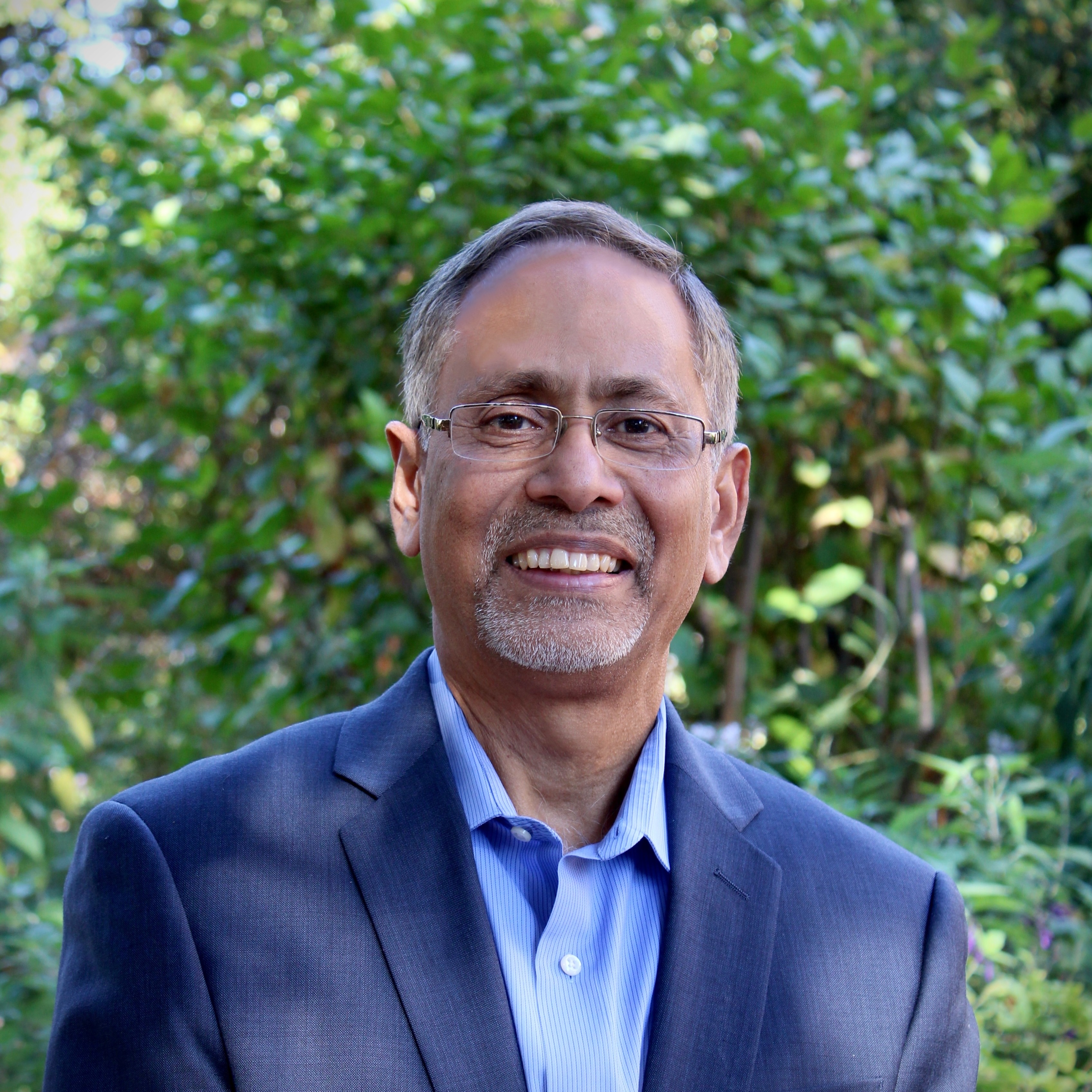 Headshot of Benny Mathew
