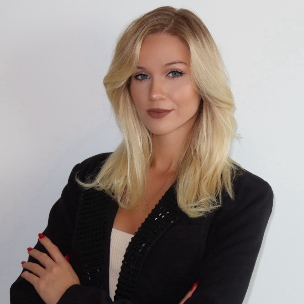 Headshot of Sylwia Szczesniak