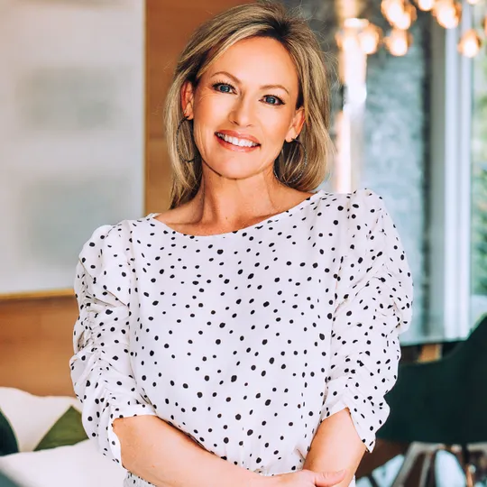 Courtney Oldham, Agent in  - Compass