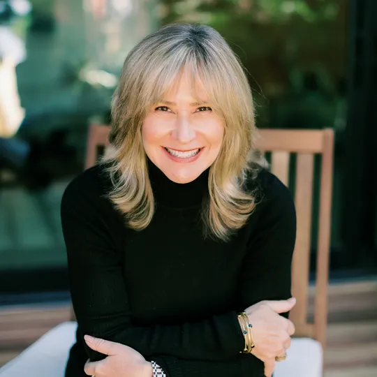 Nancy Osborne, Agent in  - Compass