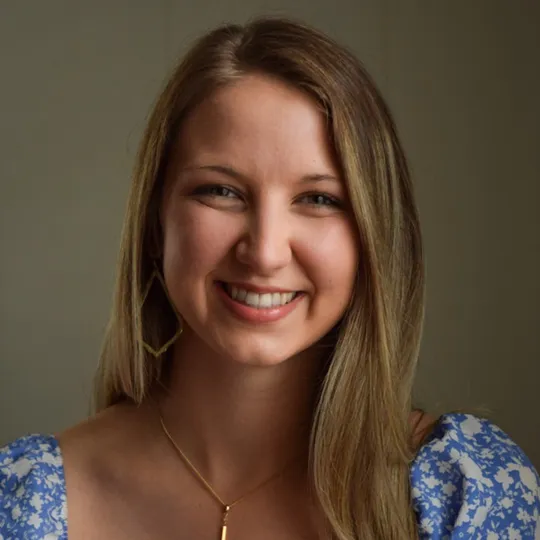 Marisa White, Agent in  - Compass