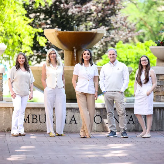 The Alice Chin Team, Agent in  - Compass