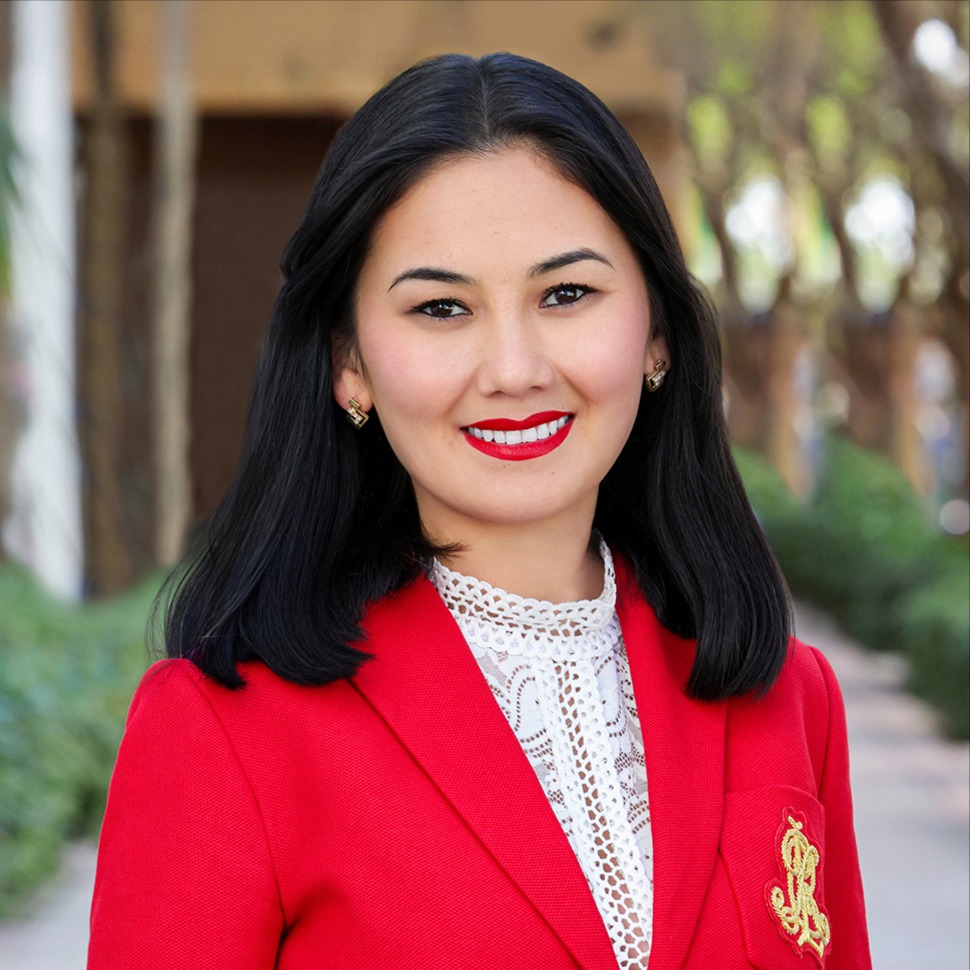 Headshot of Anar Aubakirova