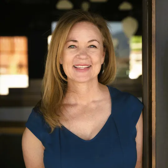 Meredith Martin, Agent in  - Compass