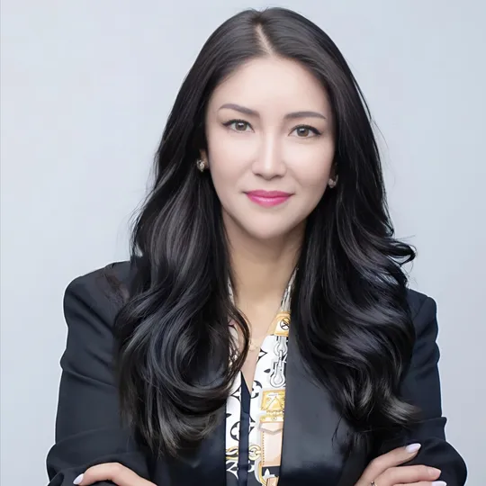 Sophia Yang, Agent in  - Compass