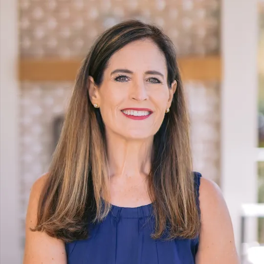 Tracy Dillard, Agent in  - Compass