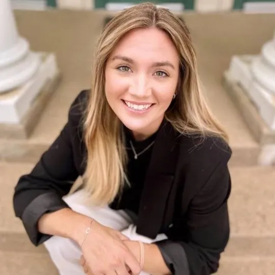 Kate Keefe, Agent in  - Compass