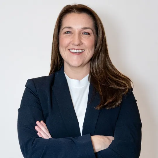 Megan Houatchanthara, Agent in  - Compass