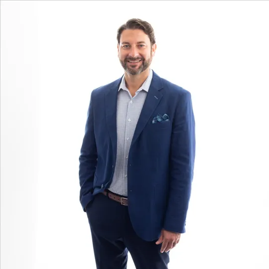 Wes Raye, Agent in  - Compass