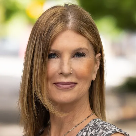 Laura Marquardt, Agent in  - Compass