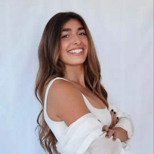 Lauren White, Agent in  - Compass