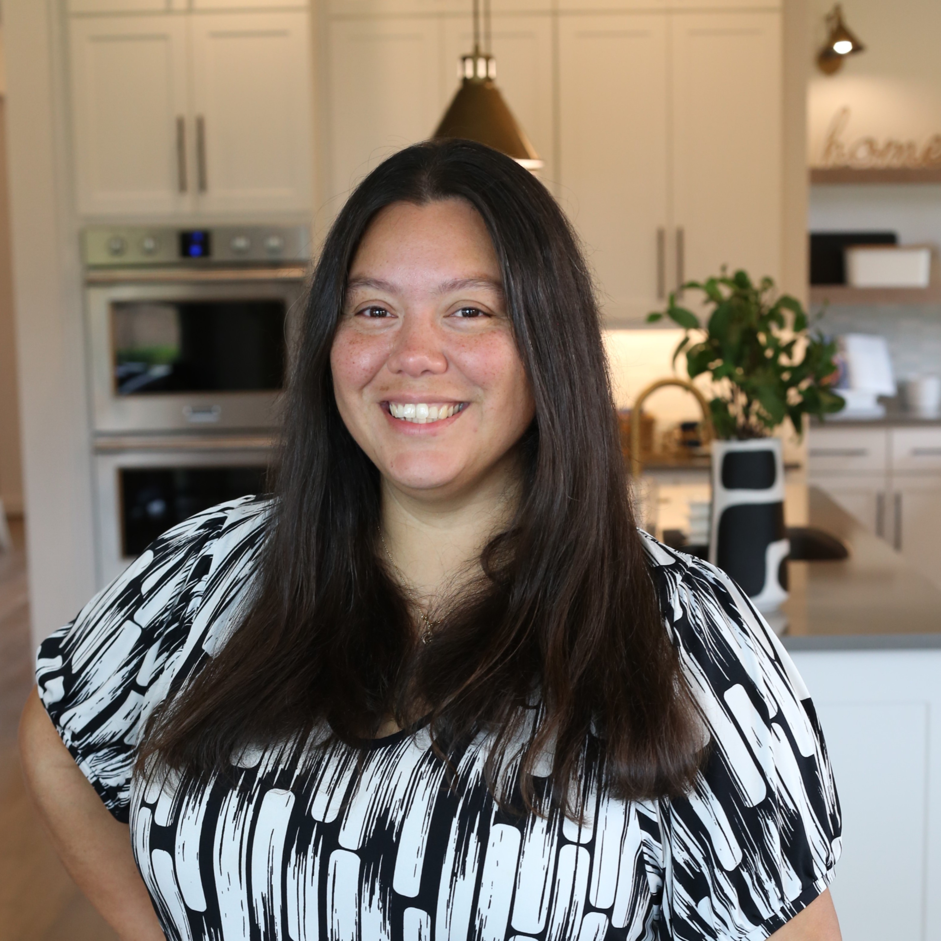 Headshot of Theresa Bacom