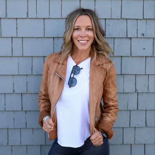 Crystal Ducharme, Agent in  - Compass