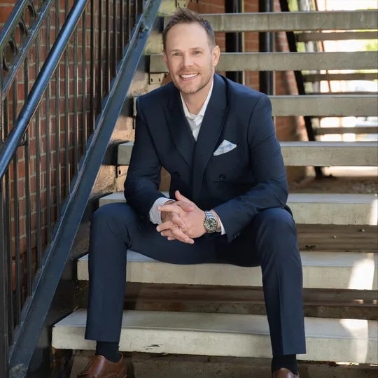 Chris Wagner, Agent in  - Compass