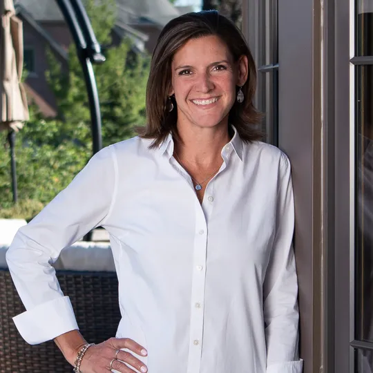 Kristine Galazka, Agent in  - Compass