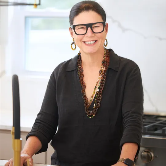 Beth Hughes, Agent in  - Compass