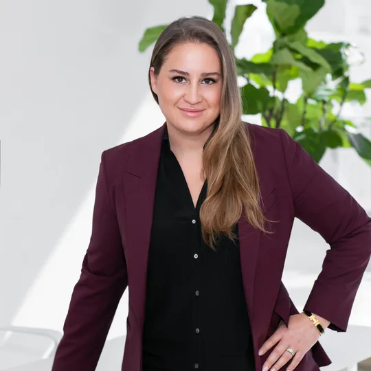 Georgina McInerney, Agent in  - Compass