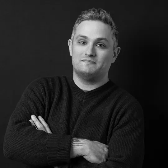 Max Wickham, Agent in  - Compass