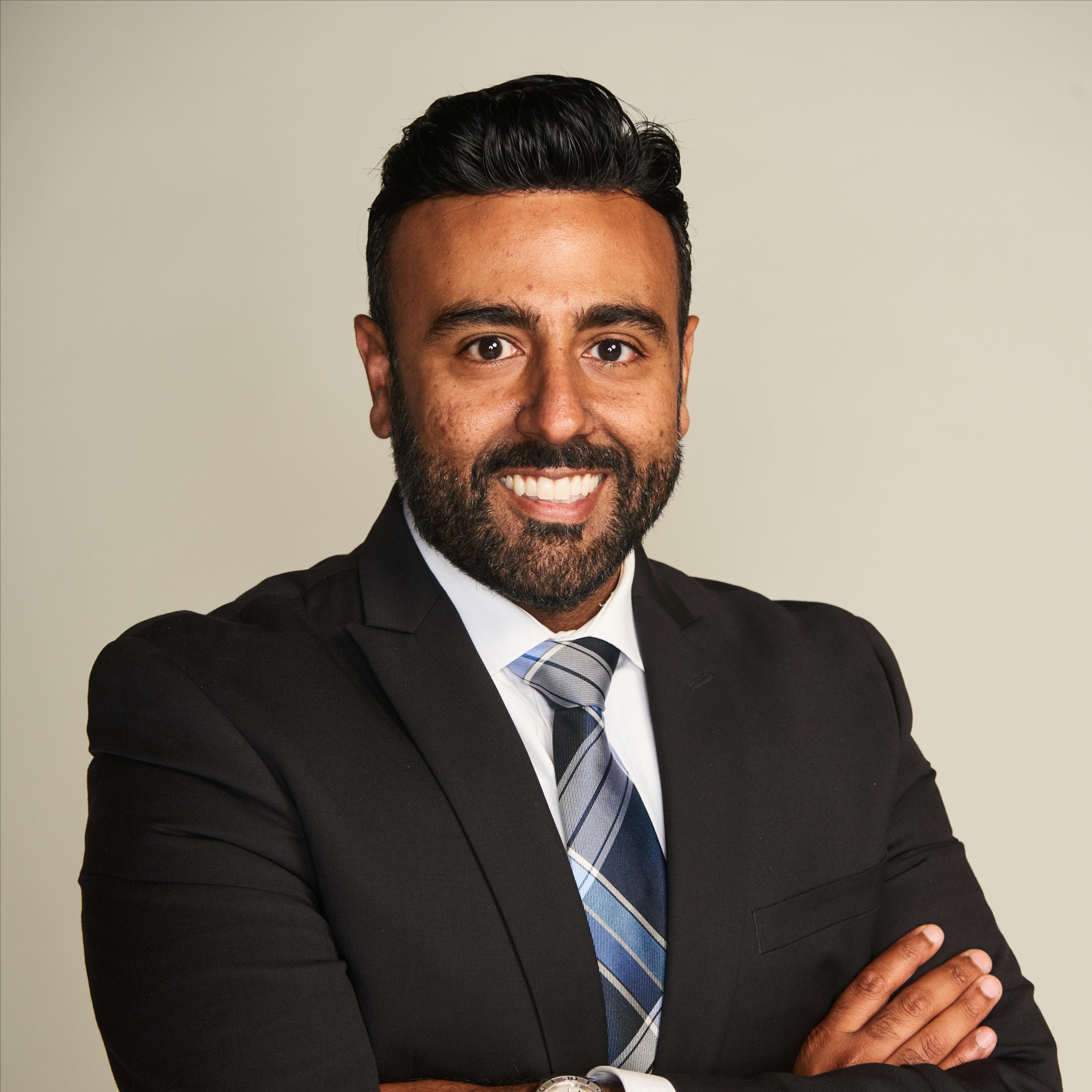 Headshot of Robin Gaur