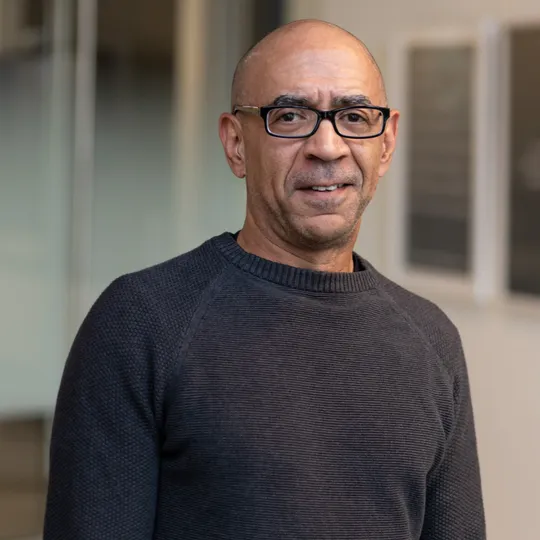 Elia Hilgenberg, Agent in  - Compass