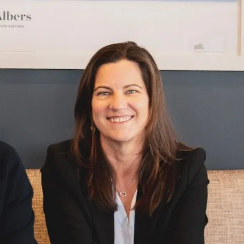 Lindsay Clark, Agent in  - Compass