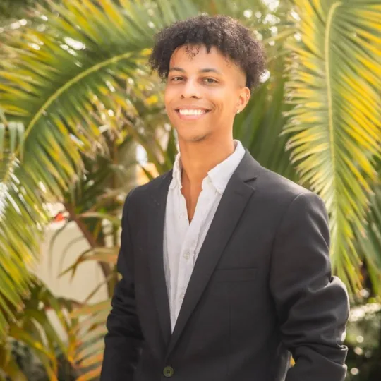 Brandon Hanson, Agent in  - Compass