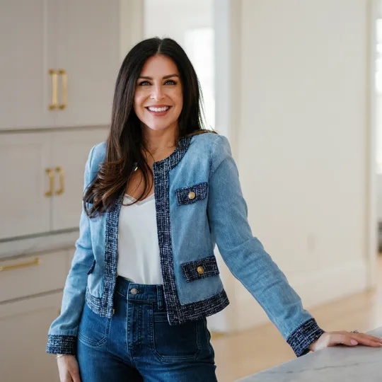 Allison Blank, Agent in  - Compass