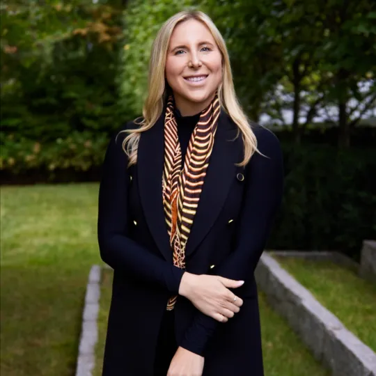 Liz Levison, Agent in  - Compass