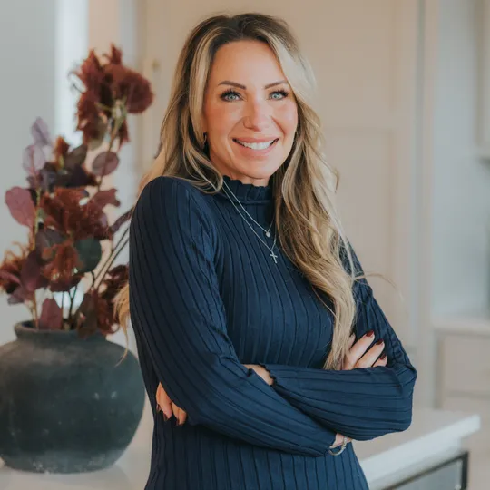 Rose Johnson, Agent in  - Compass