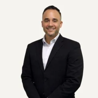 Alberto Figueroa, Agent in  - Compass