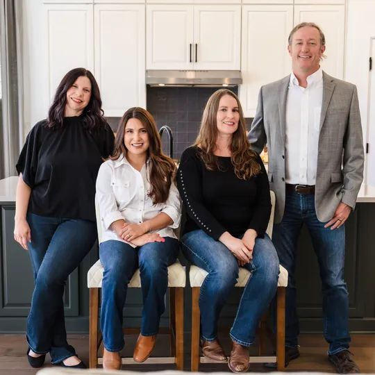 Realty Reimagined Group, Agent in  - Compass