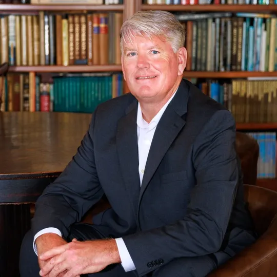 Tip Simons, Agent in  - Compass