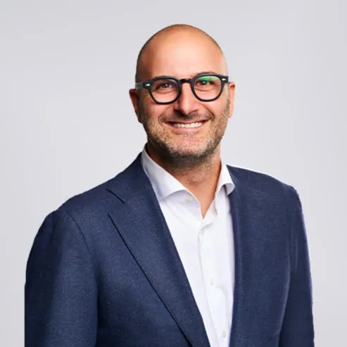 Jonathan Weiner, Agent in  - Compass