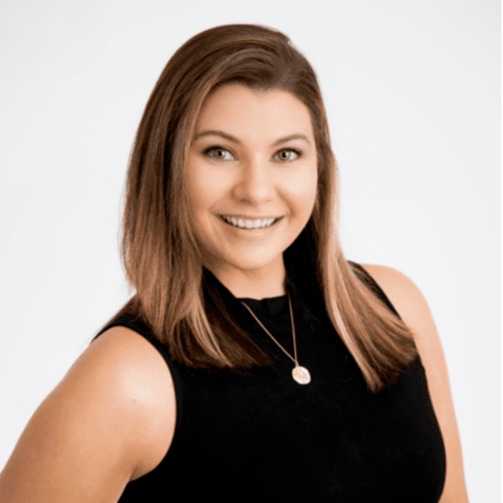 Headshot of Amanda Jones