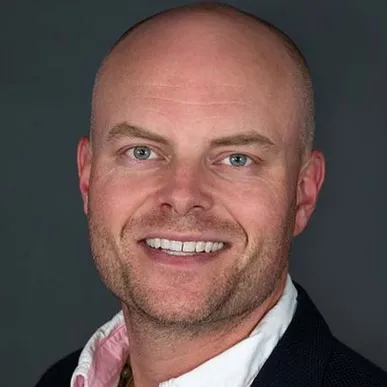 Hunter Jones, Agent in  - Compass