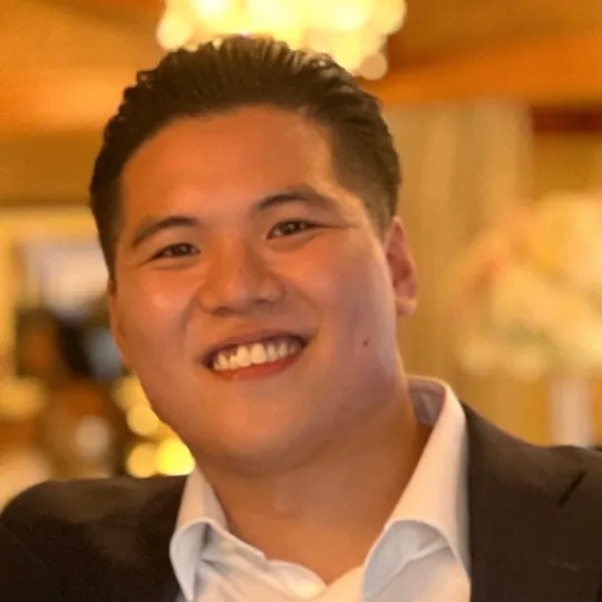 Kyle Vu, Agent in  - Compass