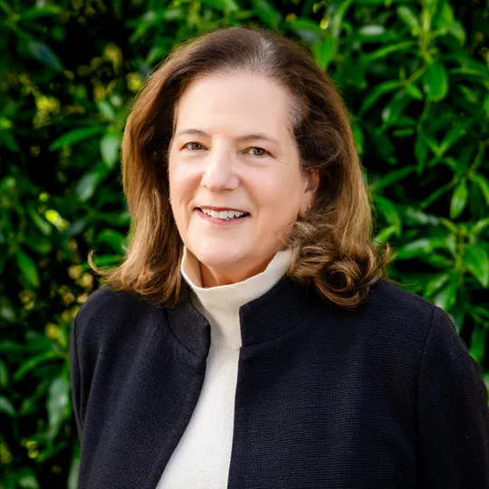 Mary Elliott, Agent in  - Compass