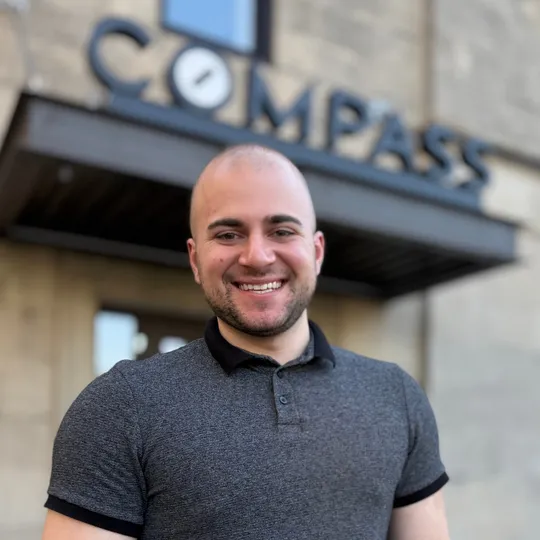 Peter Stefanatos, Agent in  - Compass