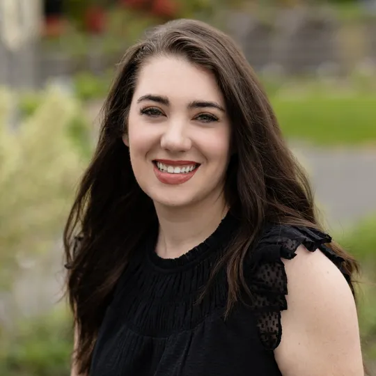 Gabrielle Jones, Agent in  - Compass