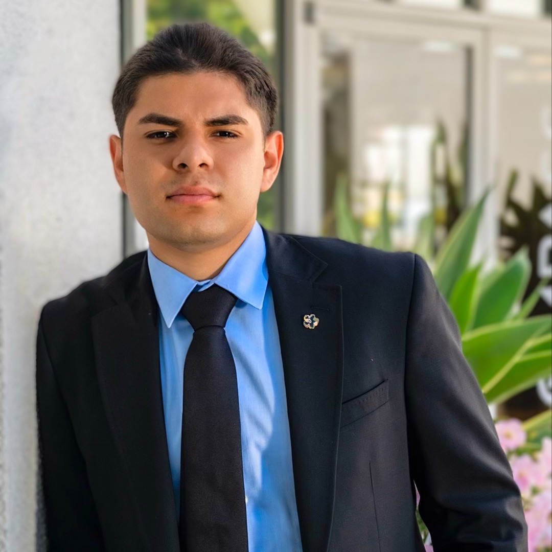 Luis AguilaBautista, Real Estate Agent Compass