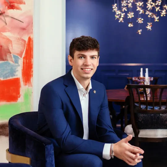 Brenden Angus, Agent in  - Compass