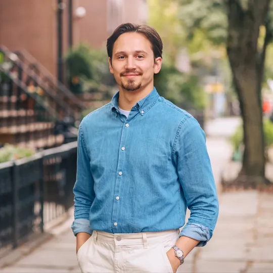 Austin Burrowes, Agent in  - Compass