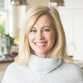 Janet Lee, Agent in  - Compass