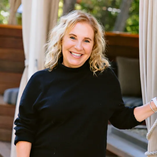 Christina McNair, Agent in  - Compass