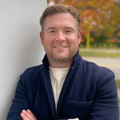 Shane Hafer, Agent in  - Compass