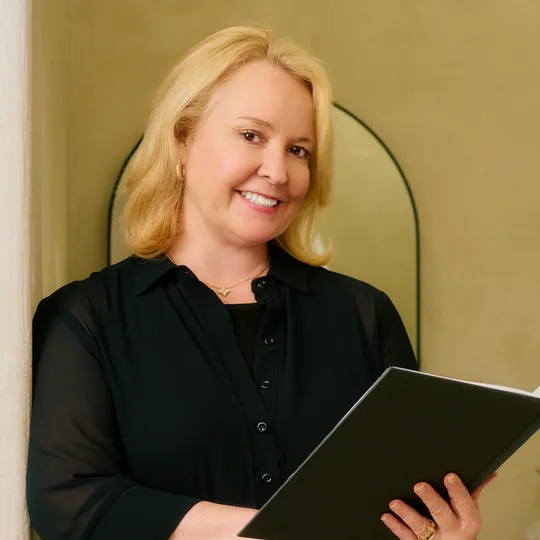 Stacey Leahy, Agent in  - Compass